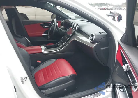 2023 Mercedes-Benz C 300 Sedan z USA, uszkodzony, nr VIN W1KAF4GB8PR110033